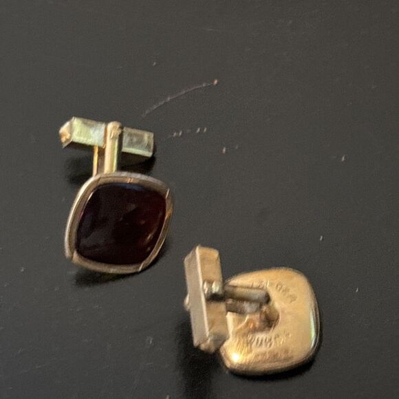 VINTAGE 1/20-12 K G. F. SWANK OVAL DARK RUBY RED LUCITE  CUFFLINKS - Picture 4 of 4